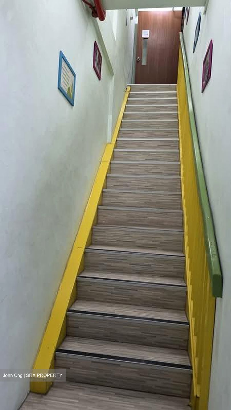 Garden Hill (D16), Office #599058151